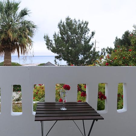 Kathys Island Retreat Aparthotel Adia Exterior photo