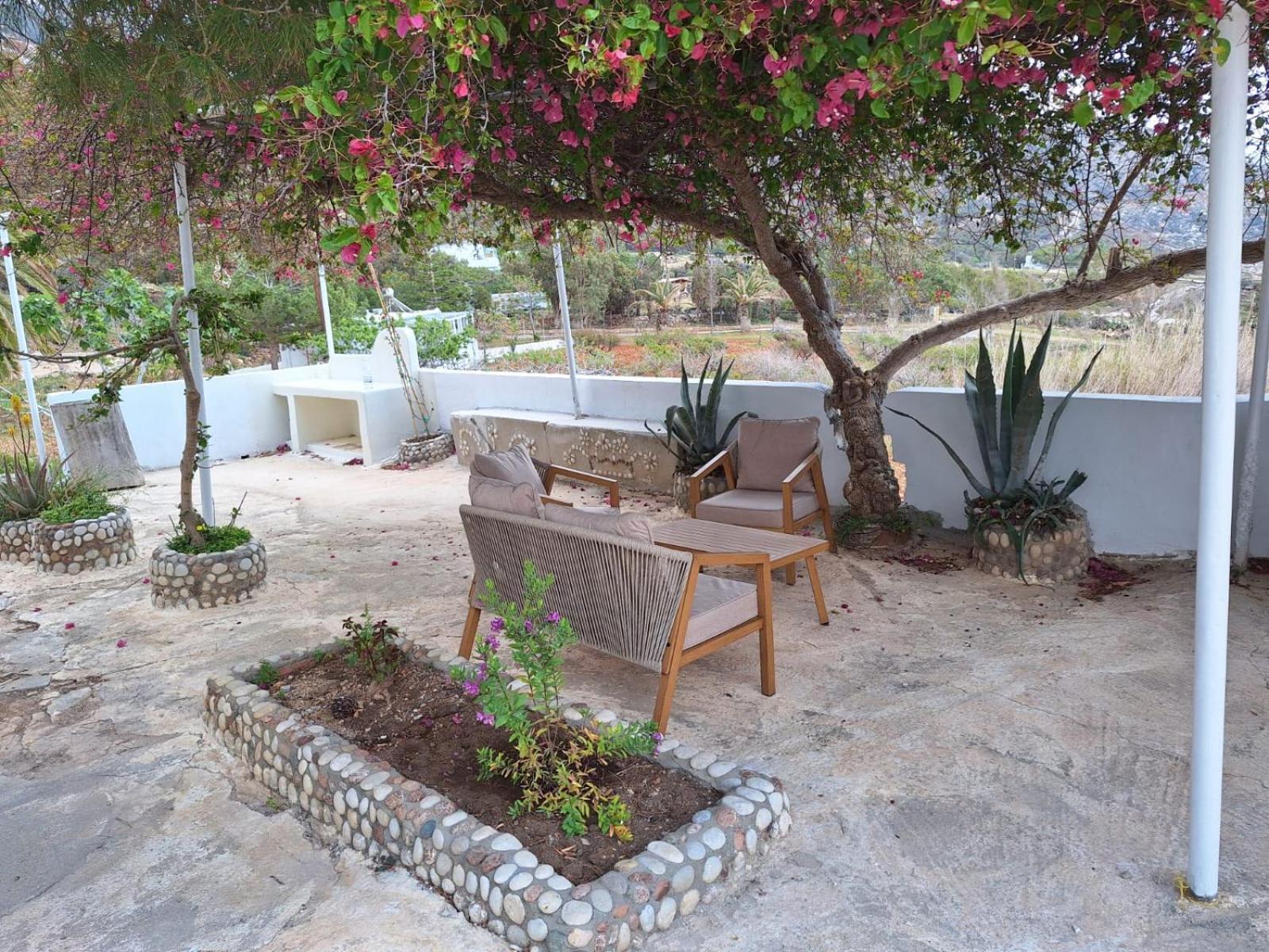 Kathys Island Retreat Aparthotel Adia Exterior photo